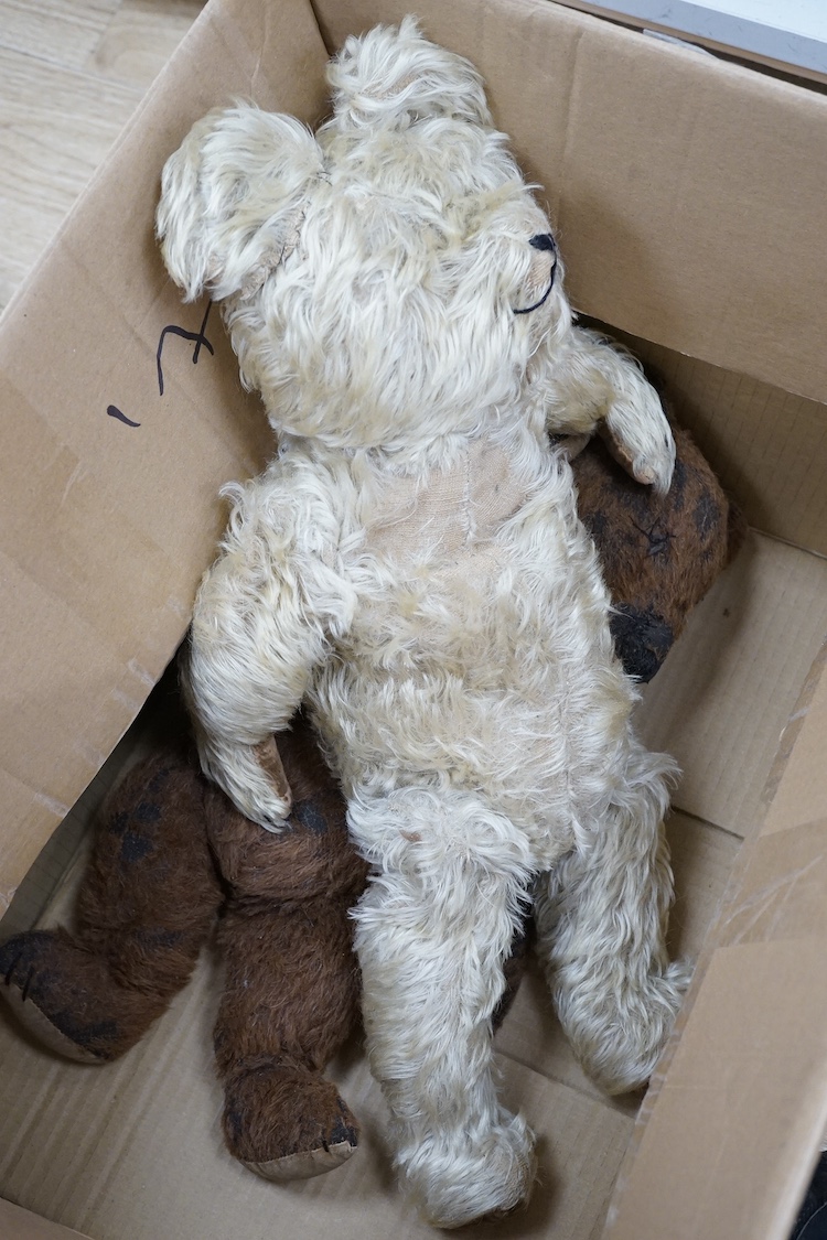 A collection of 20th century Teddy bears, some with jointed limbs. Condition - varies